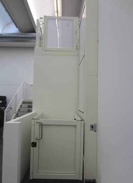 Intégration de plateformes élévatrices verticales Opal de Garaventa Lift